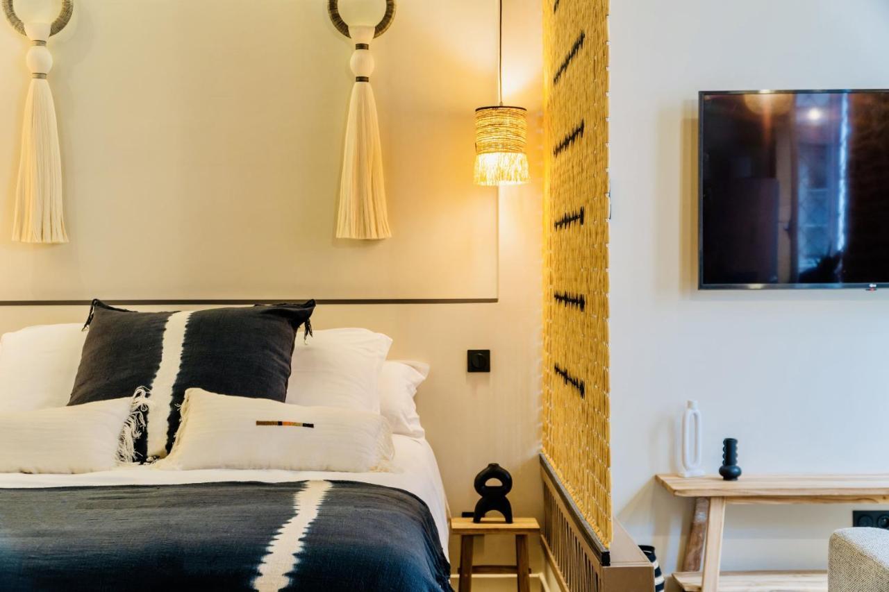 Host Inn Le Lumiere Spa & Cinema Лион Экстерьер фото