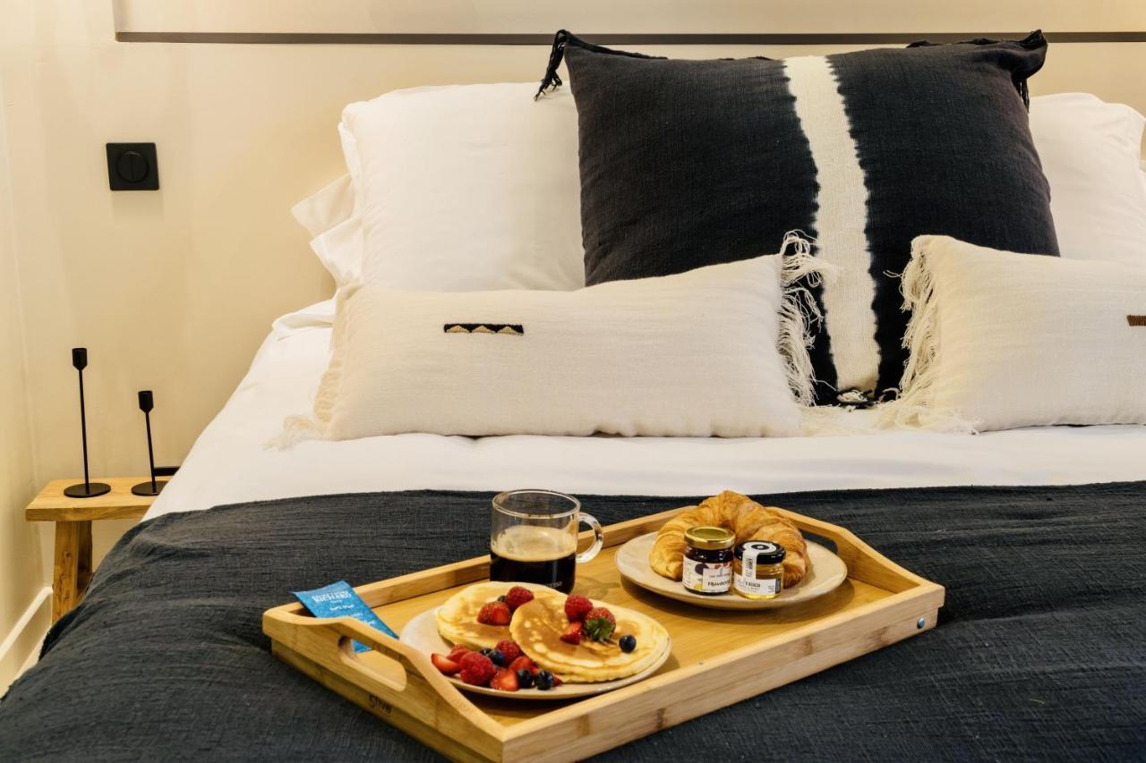 Host Inn Le Lumiere Spa & Cinema Лион Экстерьер фото