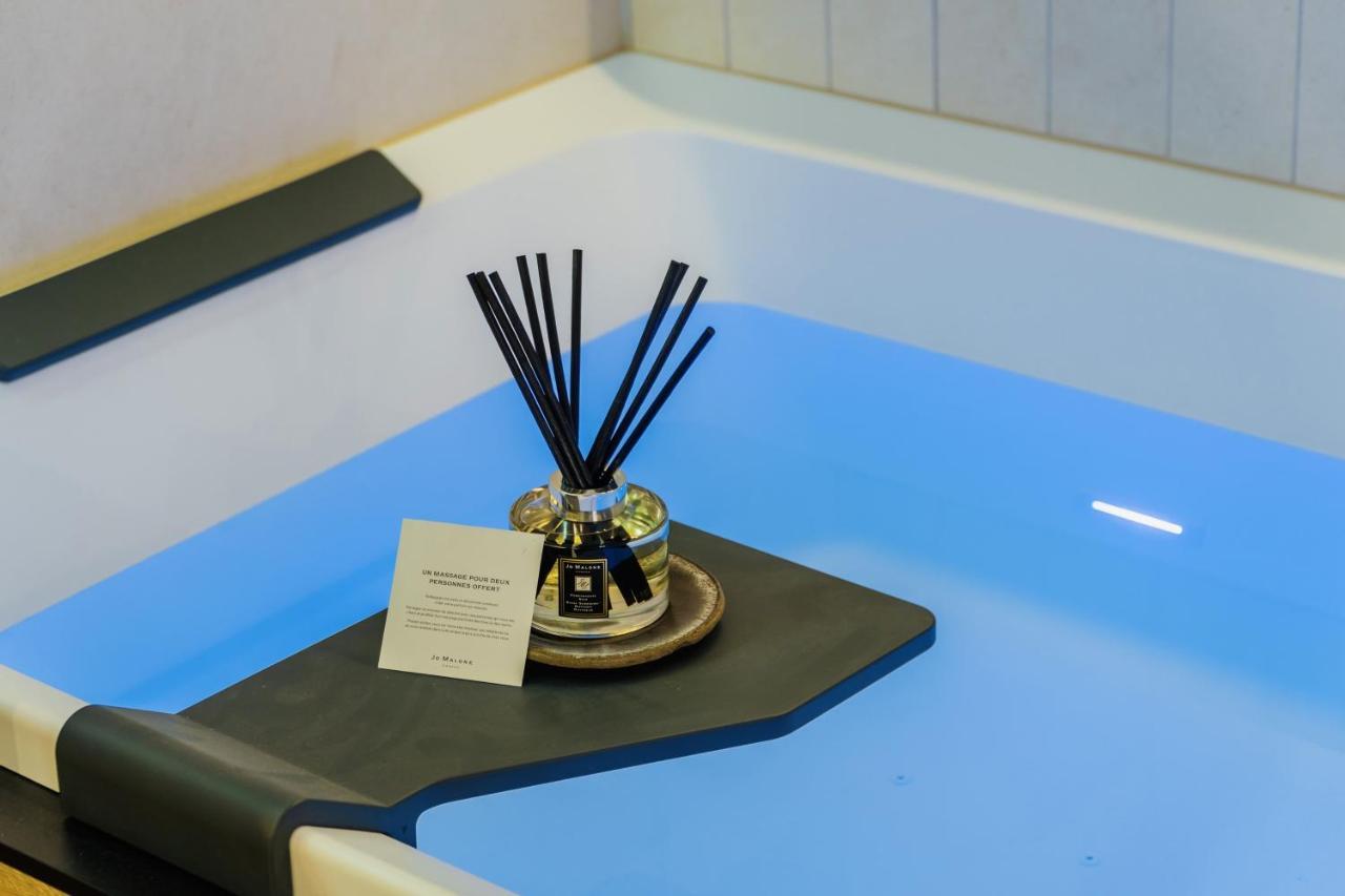 Host Inn Le Lumiere Spa & Cinema Лион Экстерьер фото