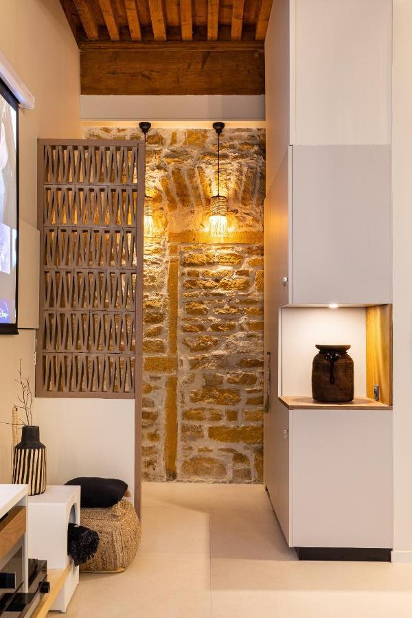 Host Inn Le Lumiere Spa & Cinema Лион Экстерьер фото